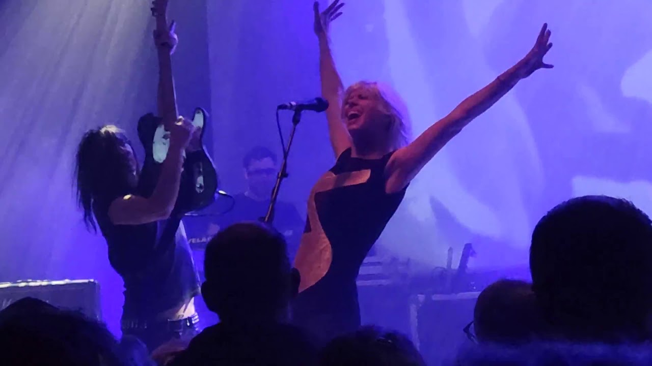 Vive la F&ecirc;te - Noir D&eacute;sir (Live at de Kreun in Kortrijk, Feb 2020)
