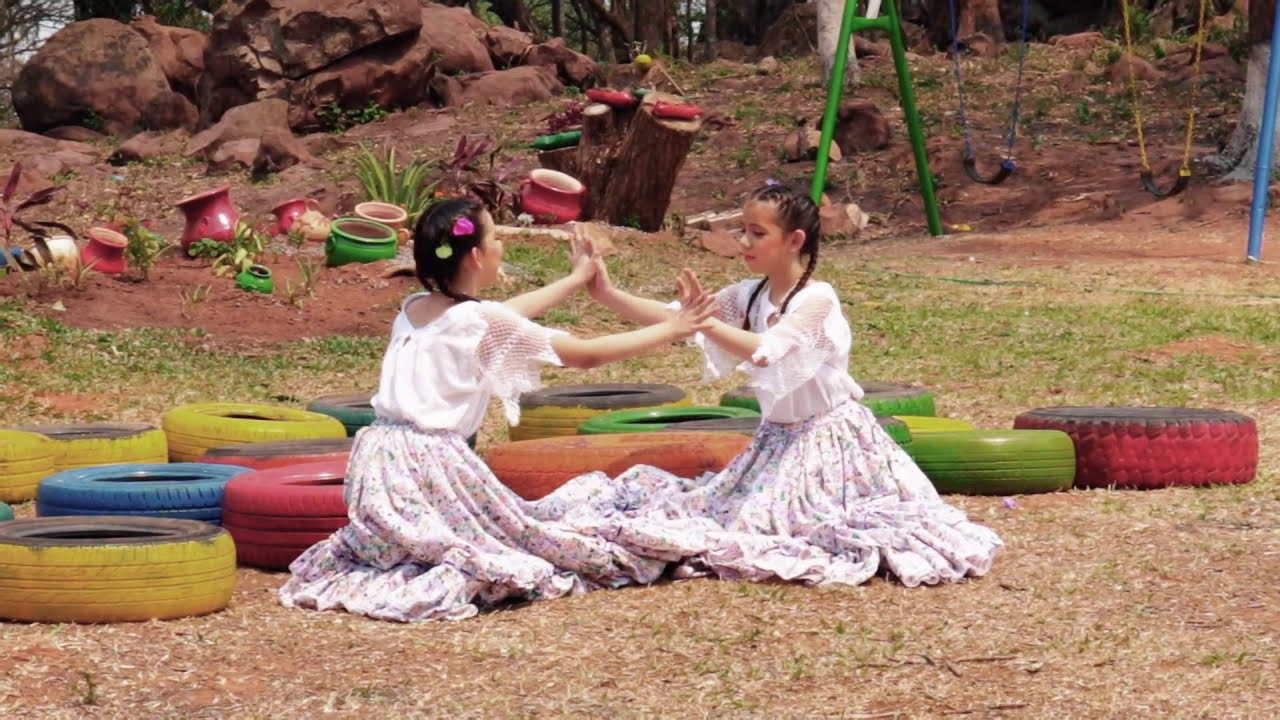 Mitã Ñembosarai ❘ Academia Yeruti ❘ Luana y Lizzet Colmán