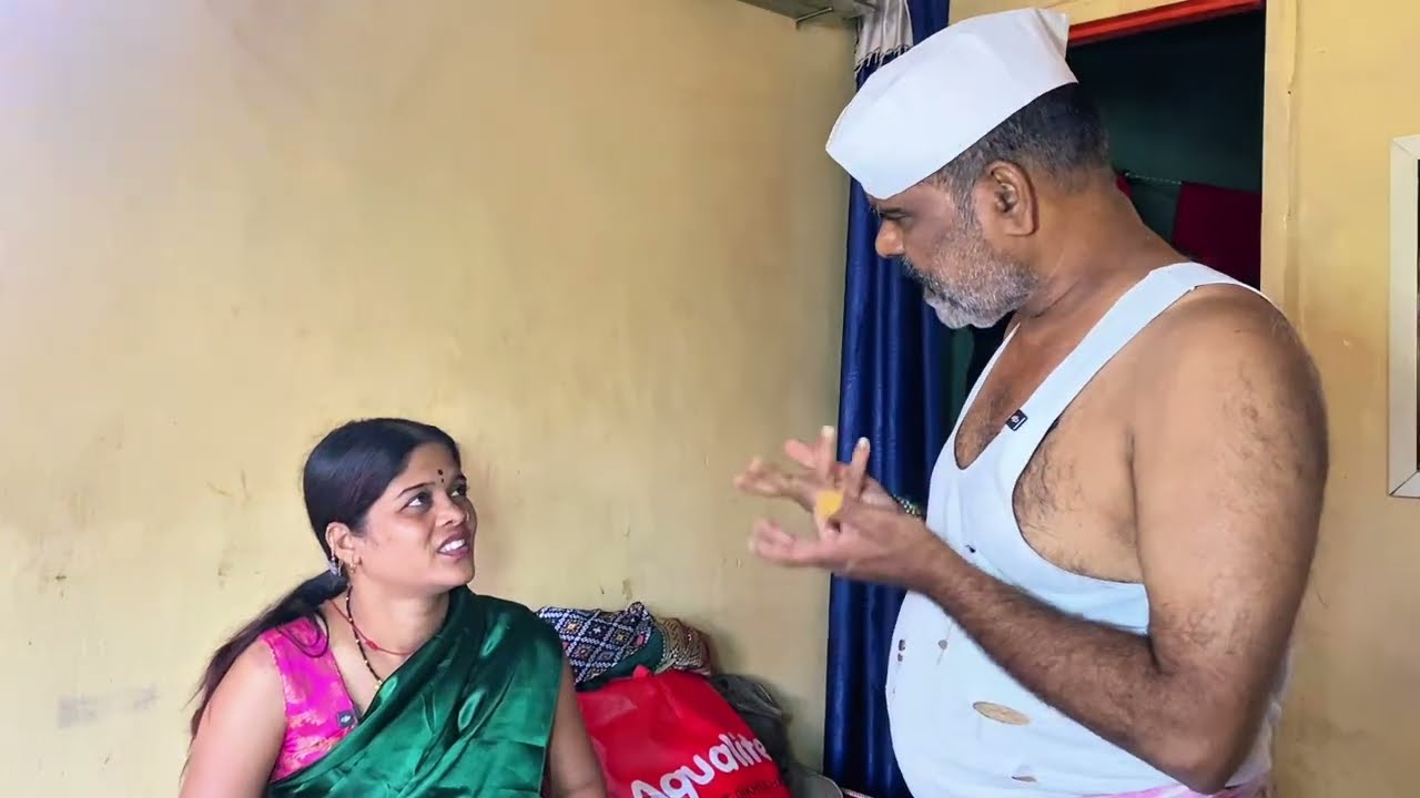 ससुर का देख के रेश्मा को मूड आया 🫠#villagecomedy 