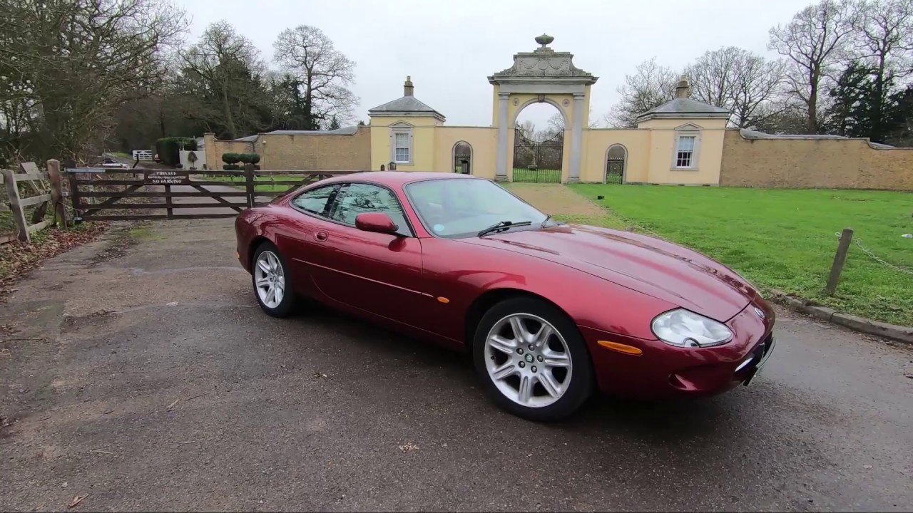 Jaguar XK8