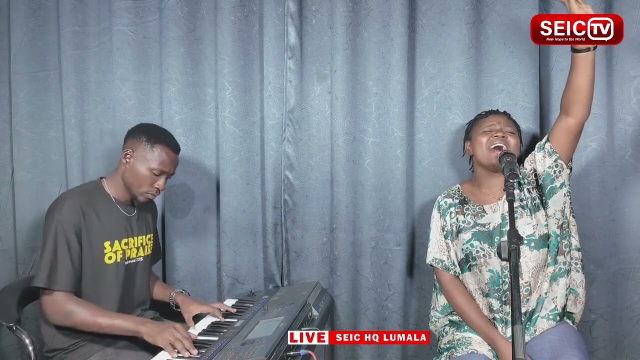 Injili Acoustic In His presence