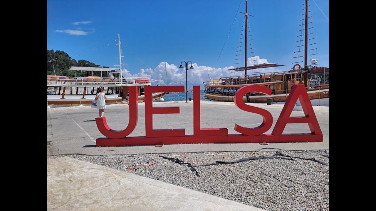 Jelsa a nice city in Hvar Island 🇭🇷 Boat Tour