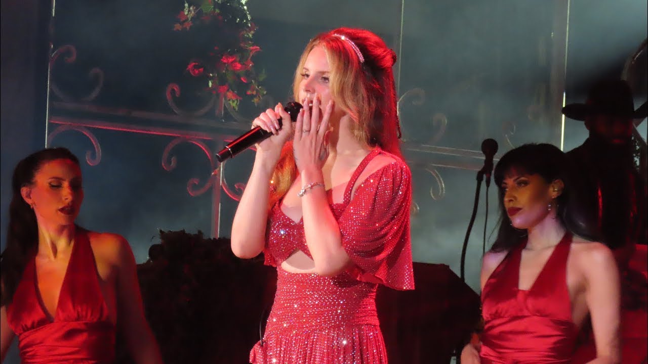 Lana Del Rey - Cherry (Live Performance at Fenway Park) Good Audio [Hallelujah Version]