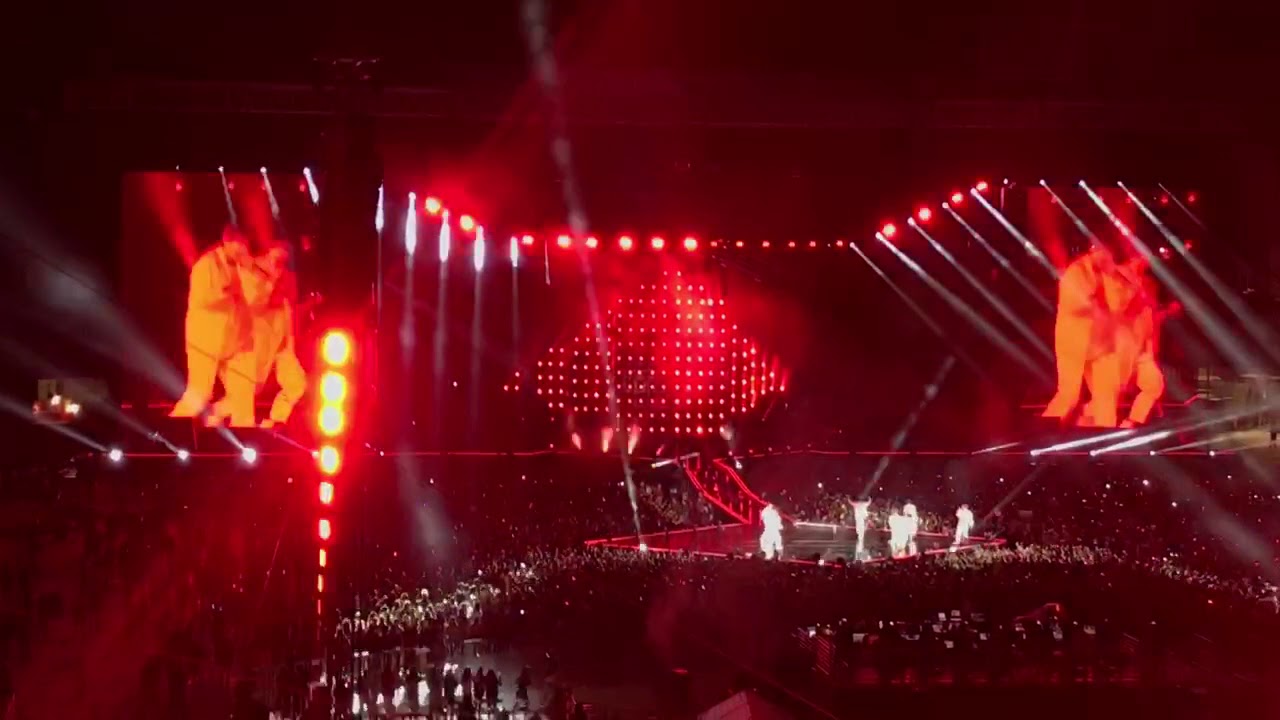 BTS- Mic Drop (Love Yourself Tour Citi Field, NY) 10/06/2018