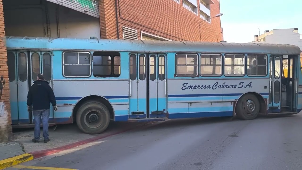 Salida garaje del pegaso 6035 excabrero
