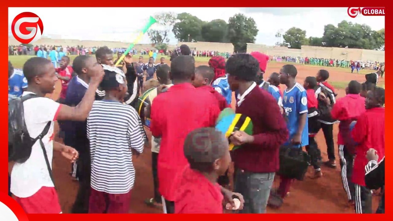 CHEKI VITUKO vya MASHABIKI KWENYE WAILES SUPER CUP RUVUMA - GUSA ACHIA TWENDE KWAO...