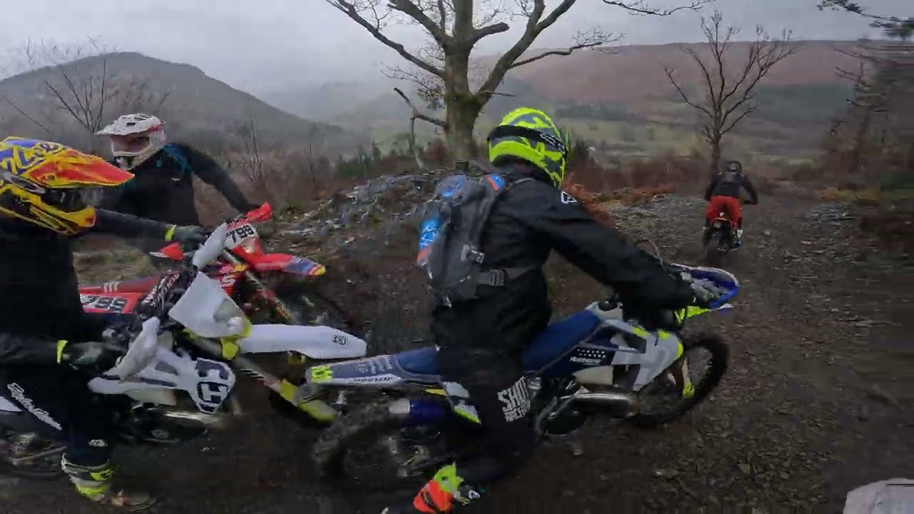 MICK EXTANCE-HARD ENDURO PLAYGROUND