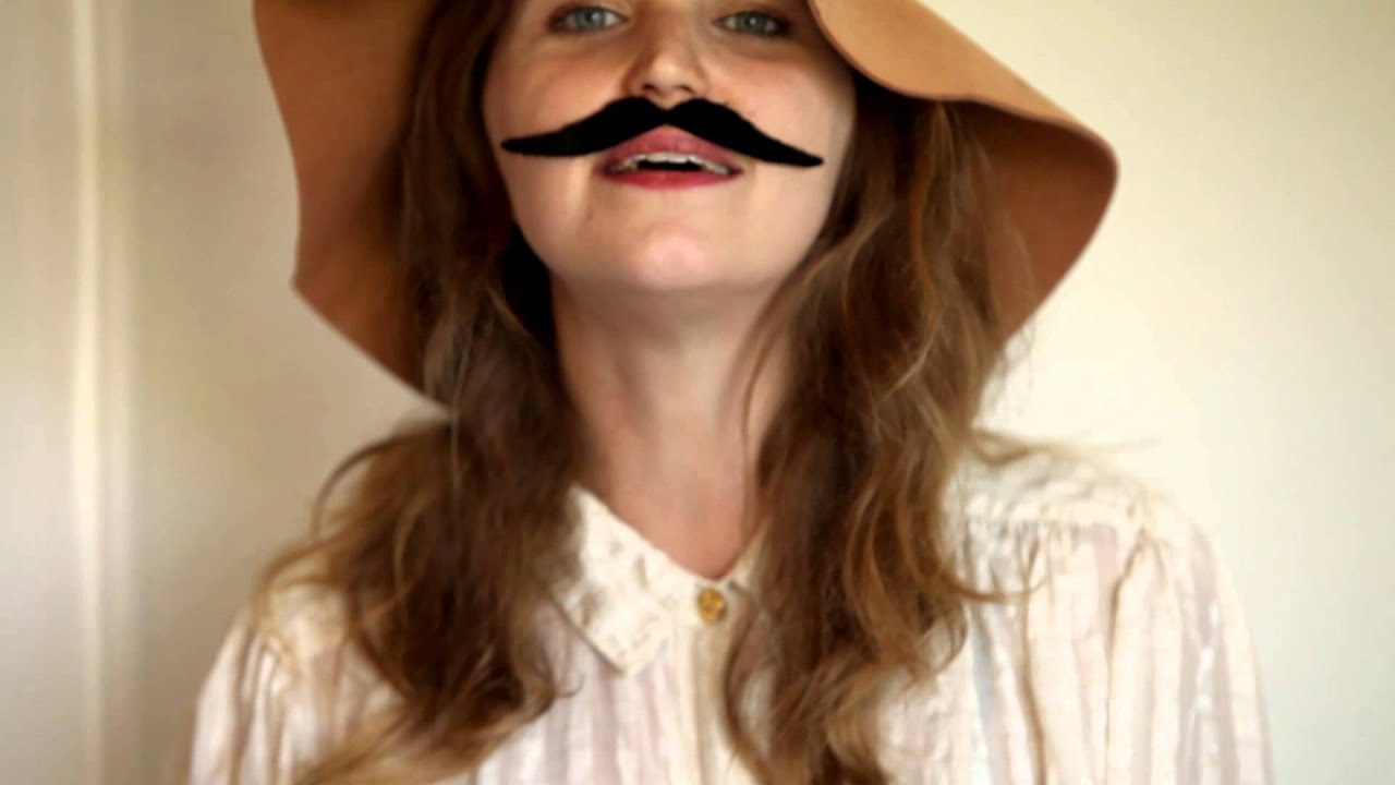 Dumb Ways To Die - Tangerine Kitty's Emily Lubitz (live)
