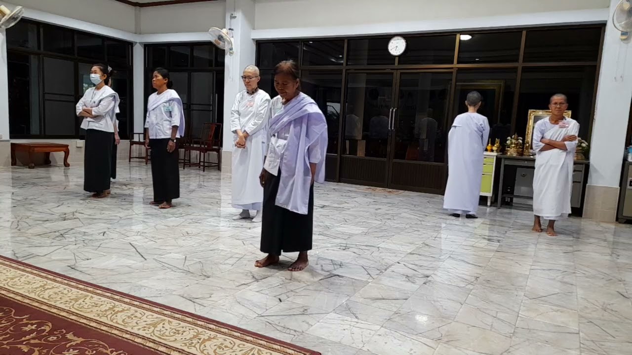 แนะนำการปฏิบัติธรรม(สอบอารมณ์)แก่ผู้ปฏิบัติธรรมในวิธีการเดินจงกรมสังเกตสภาวธรรมต่างๆ