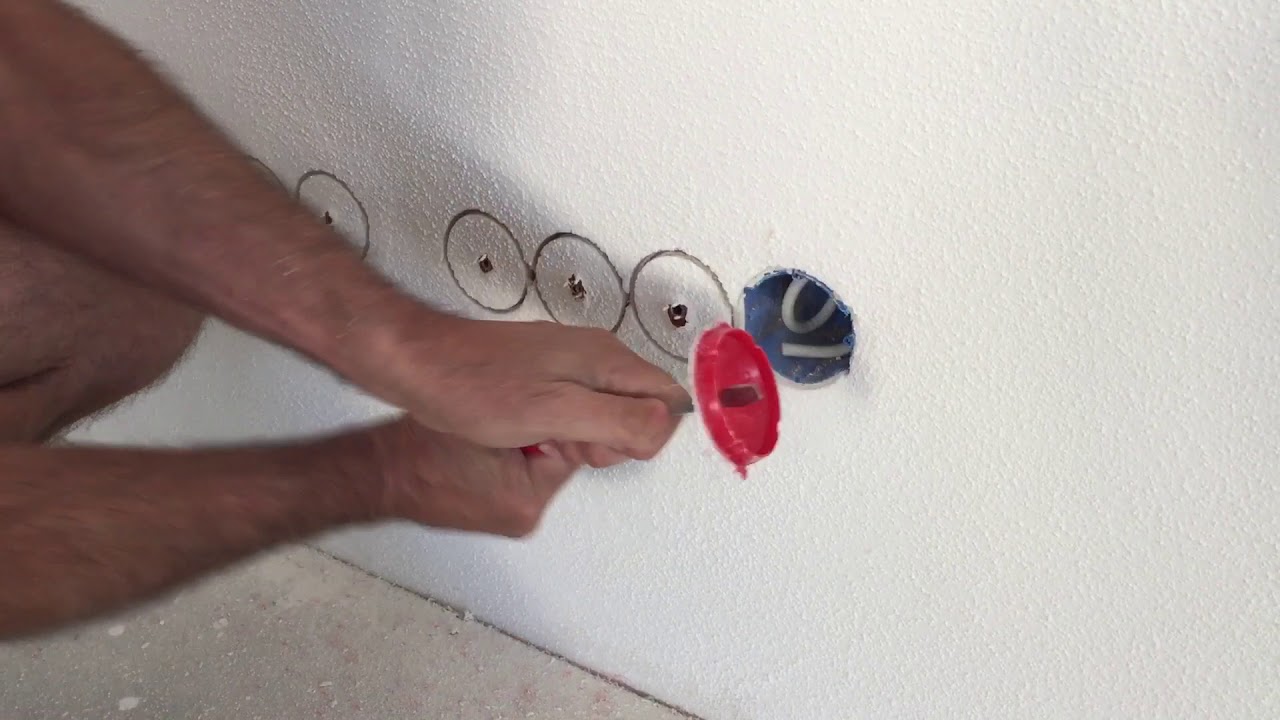 P722 Universalputzdeckel Unterputz