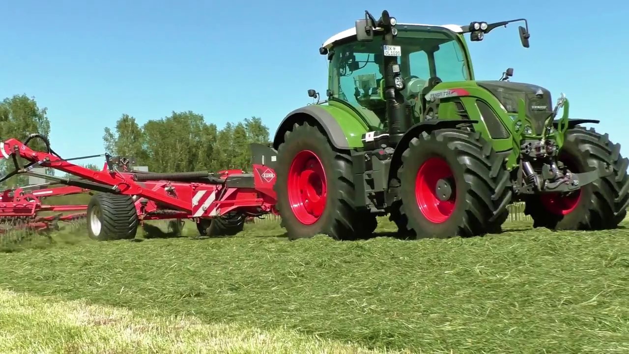 1.Grasschnitt | Wenden, Schwaden | Fendt 724 Vario S4 | Claas Arion 650 | Kuhn Schwader u. Wender