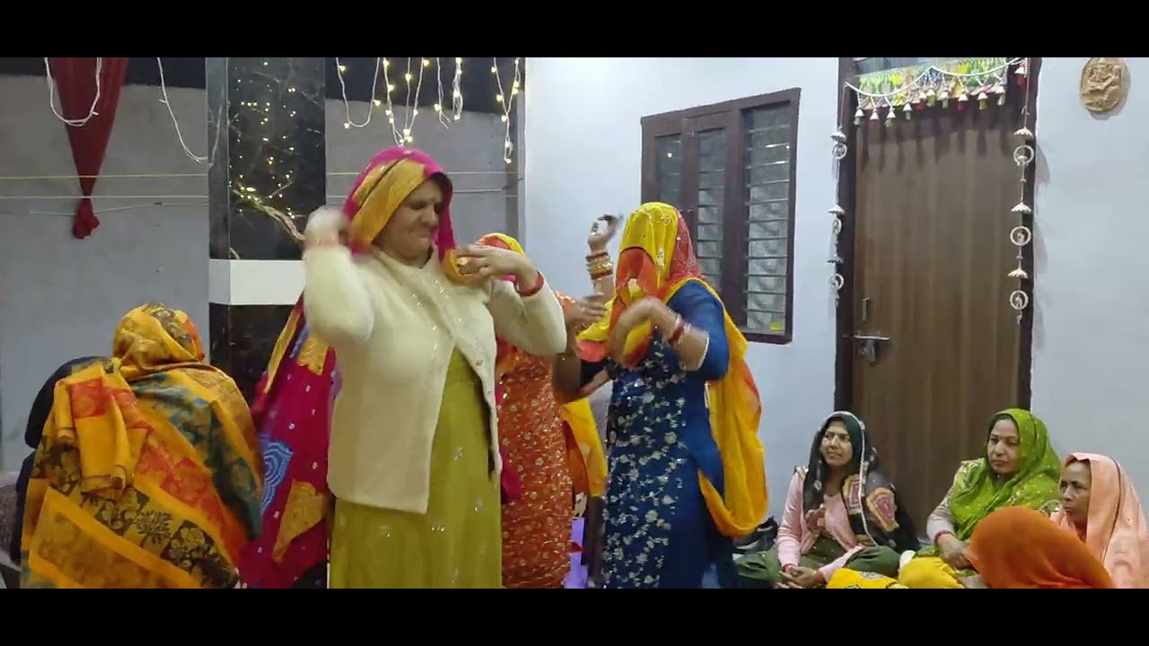 समधन का डांस 🙏हो हो हो साडी चमके चतर लुगाई की👌पल्लो लटके फूहड लुगाई को🤣धमाकेदार गीत और डांस 