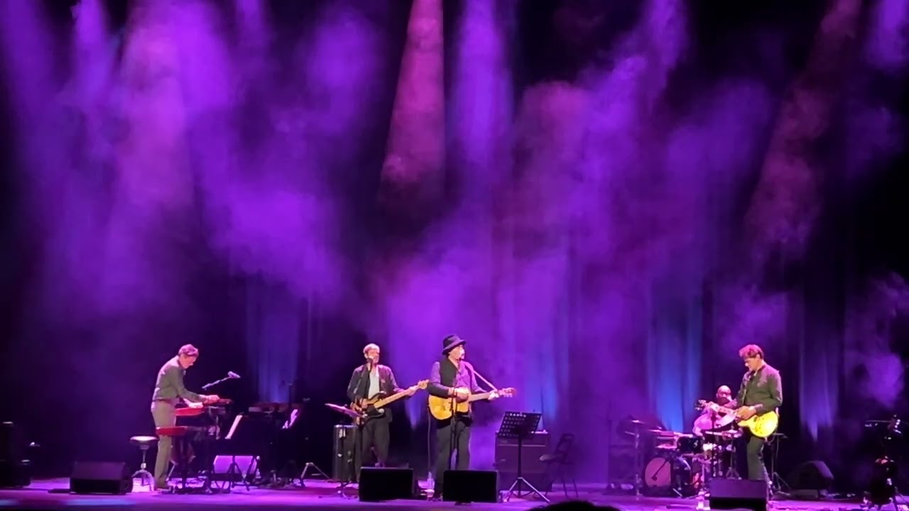 Tindersticks - Pinky in the Daylight - Live at Christmas Theater Athens Greece 02/11/2024