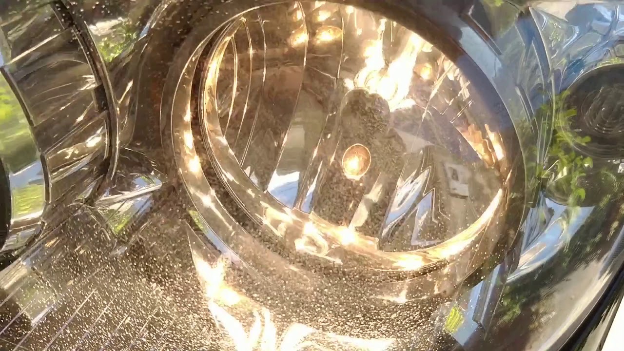 Como trocar a lâmpada do farol baixo + Dicas 😎