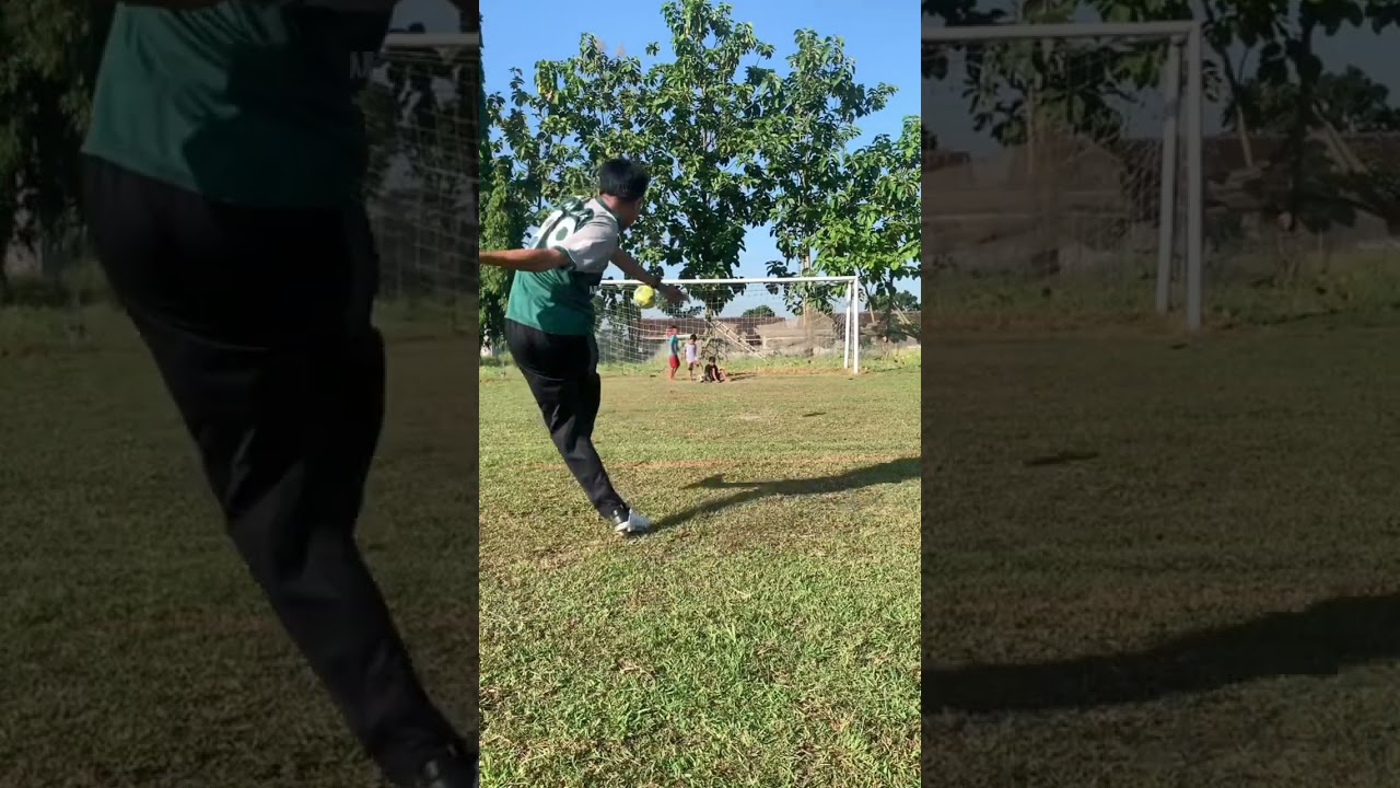 Shots crossball training football