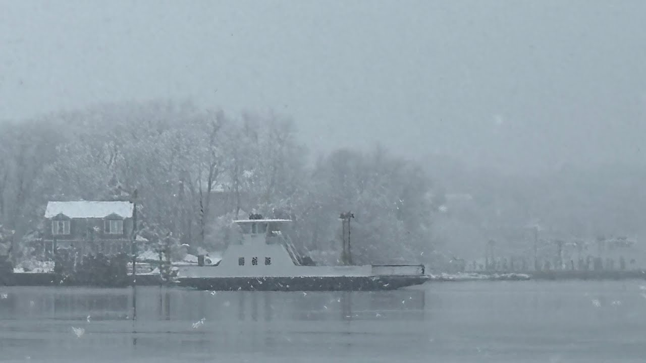 What Happens When it Snows on the Tiny Island of Shelter Island - Amazing Beauty! (@TheNatureBreak )