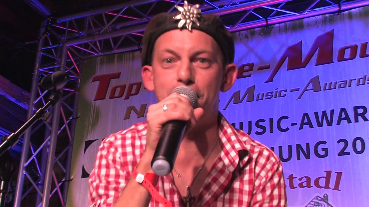 Spitzbua Markus neuer Song live - Einer der immer lacht