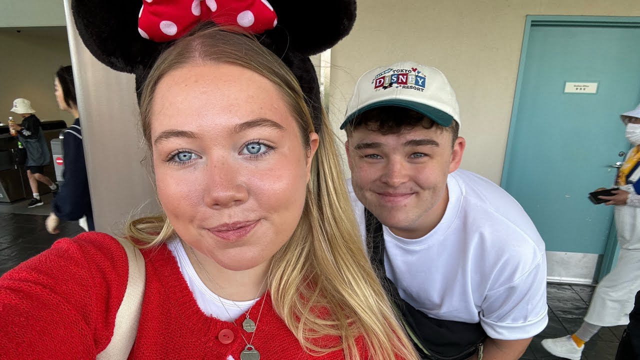 TOKYO DISNEY LAND | Day 2 