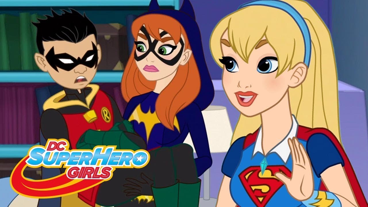 Sin dejarse a-sombra-r | El episodio de la botella | DC Super Hero Girls Latino America