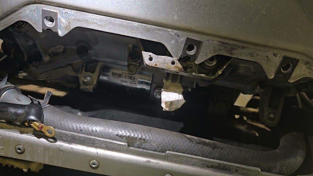Replacing Starter in a 2007 yamaha 4-stroke (VK Professional/RS Vector and others) Part 1
