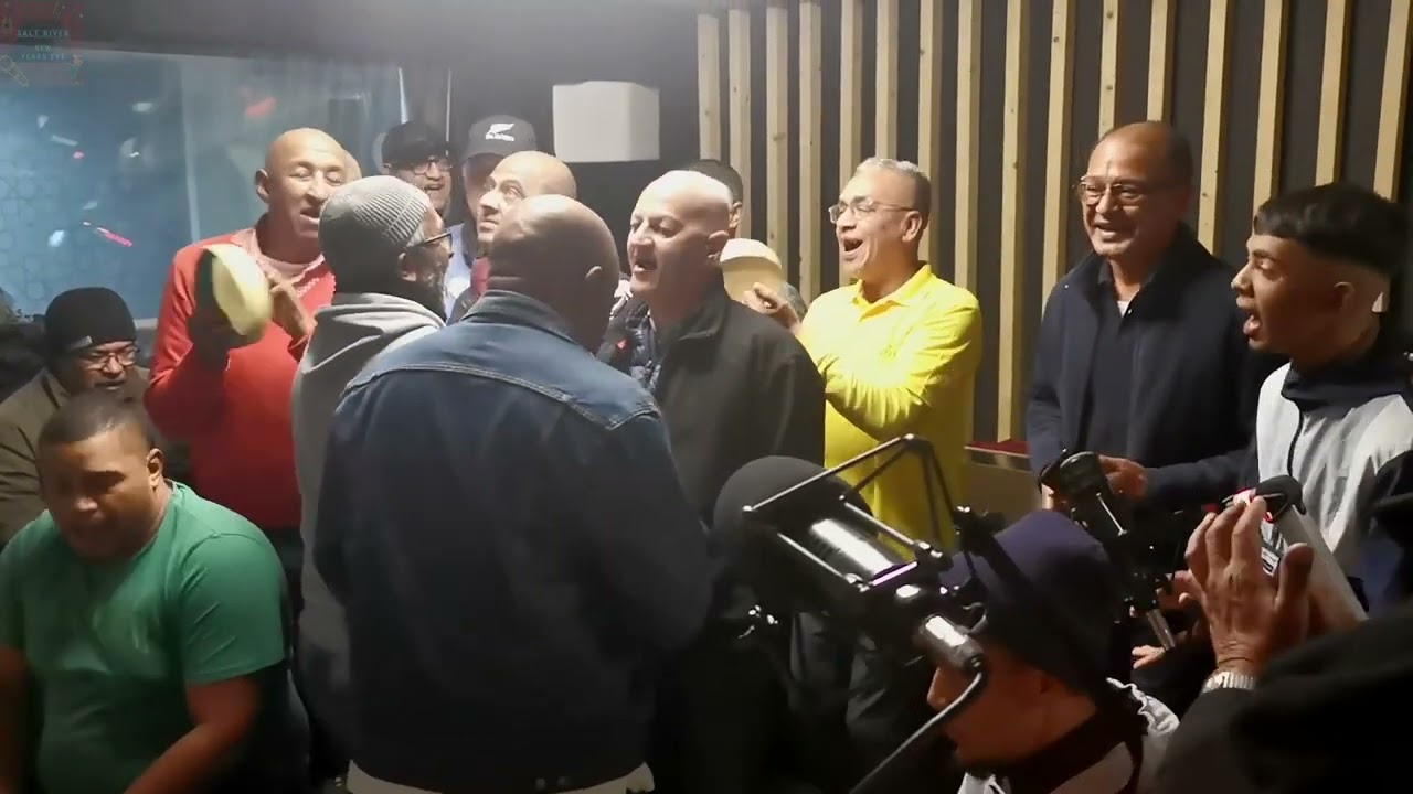 Medley 3 - (Wise Men, Yum Yum) - Broadways (V.O.C Kaapse Klanke 30-08-24)