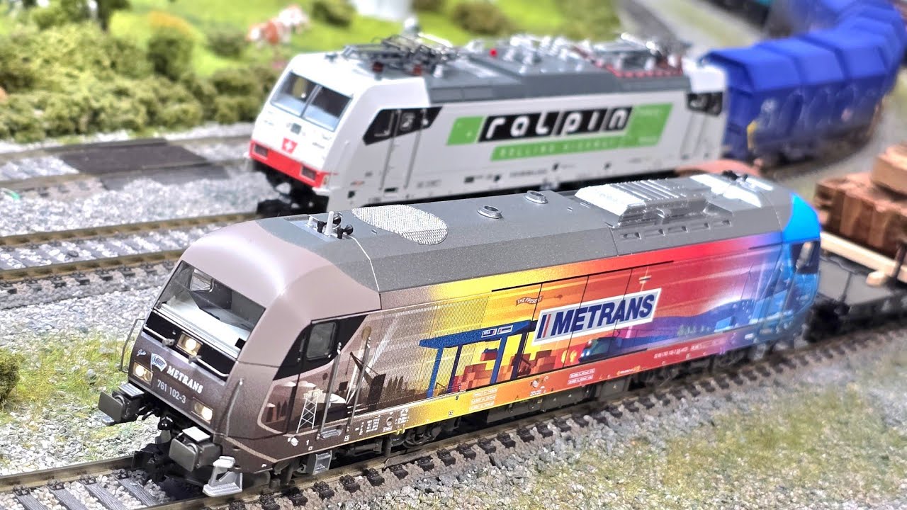 ROCO LOCOS MODEL TRAIN  AUTOMATION
