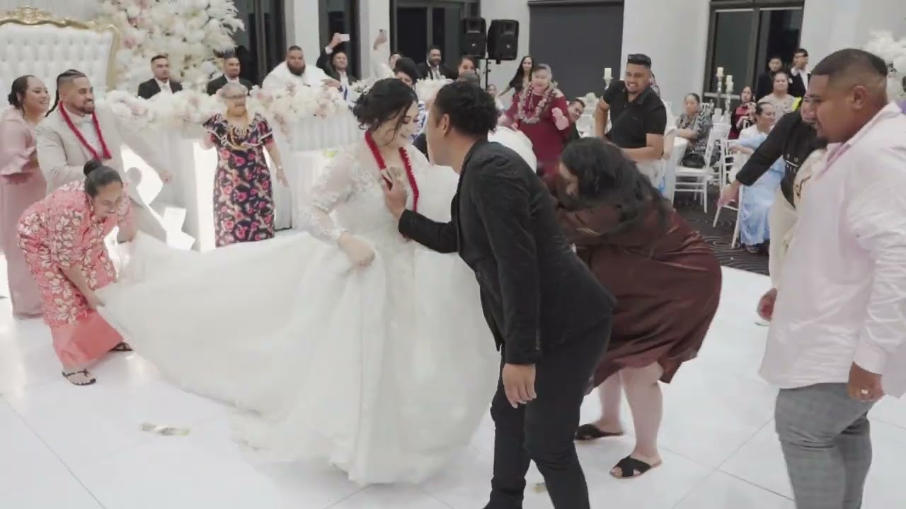 Raw Footage: Bride's Taualuga