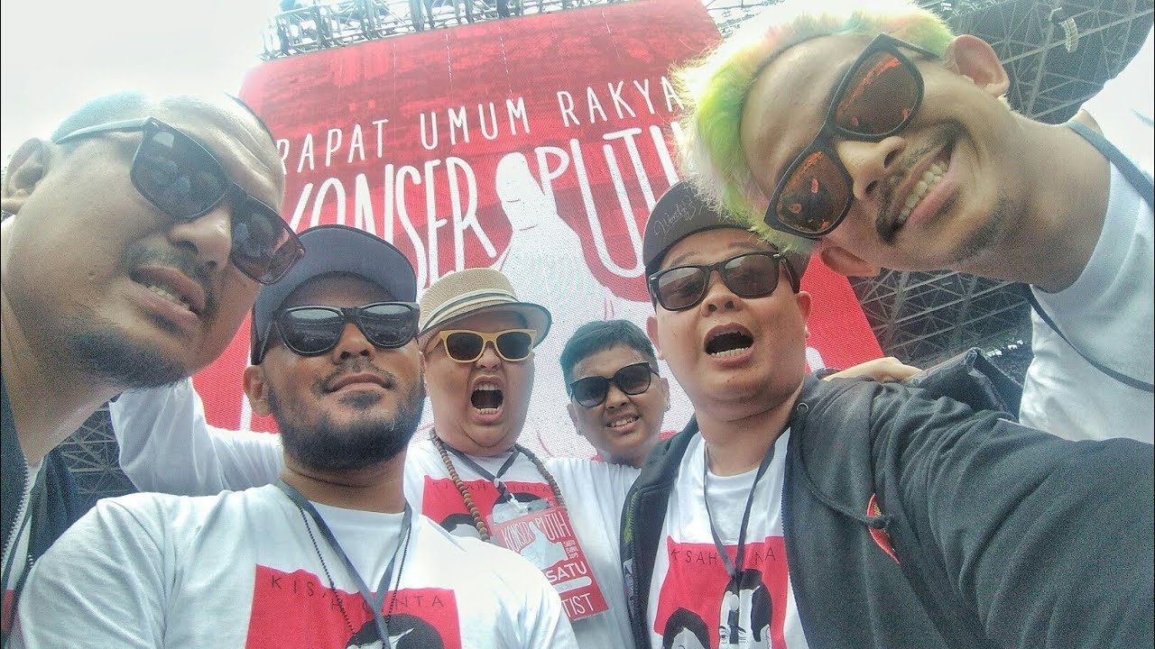 LAKON30 Live at KAMPANYE AKBAR JOKOWI-AMIN 2019 - GBK | Konser Putih BerSATU