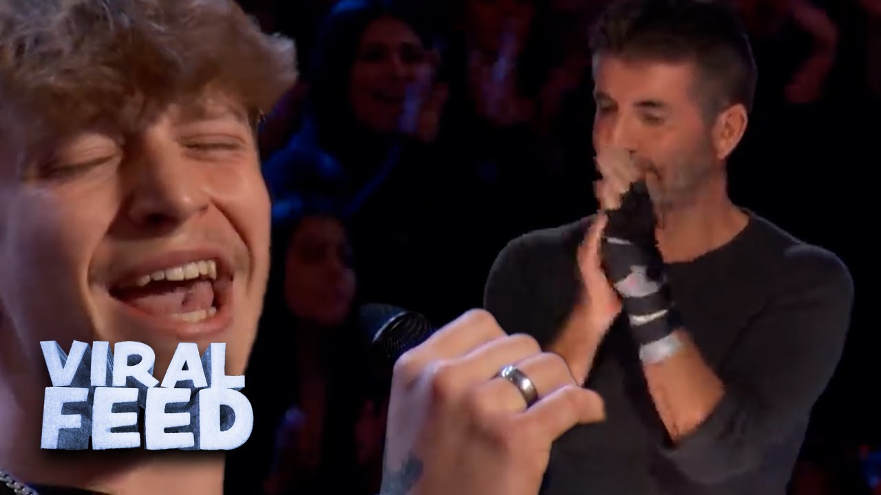 PHENOMENAL Singer On America's Got Talent 2022 Gets Simon On His Feet! | VIRAL FEED