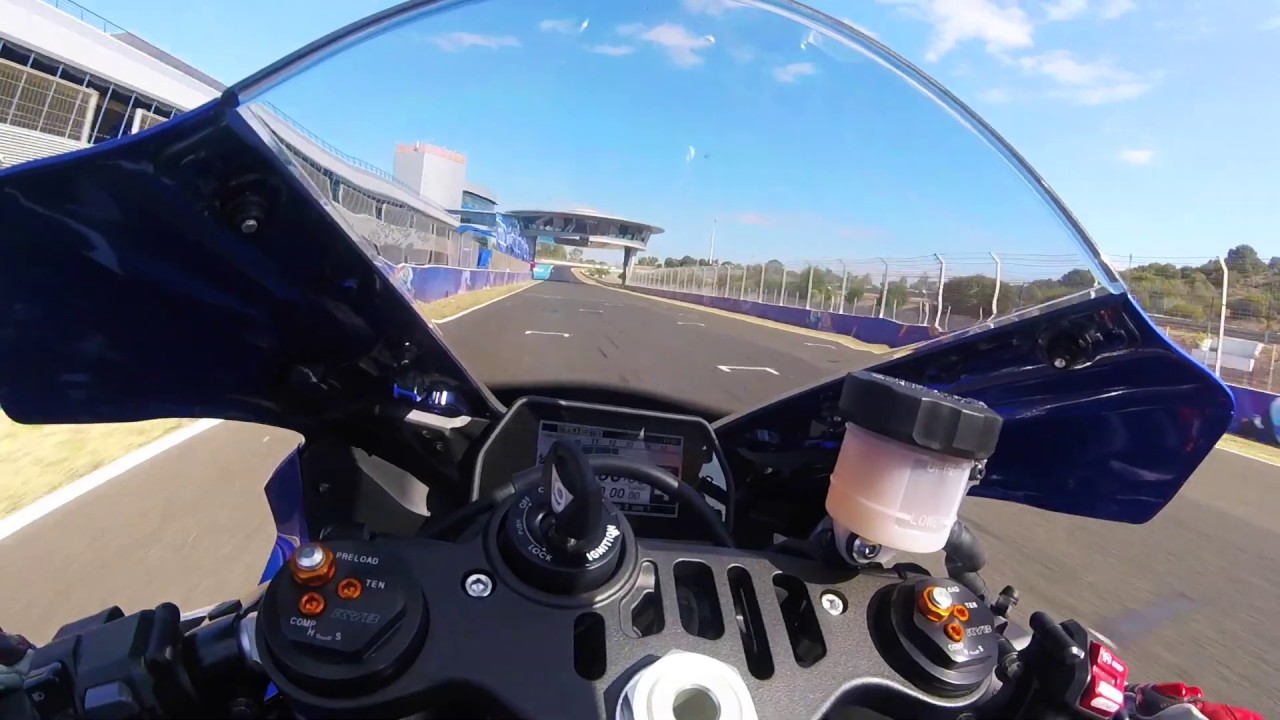 Yamaha R1 2020 - prova - on board Jerez de la Frontera