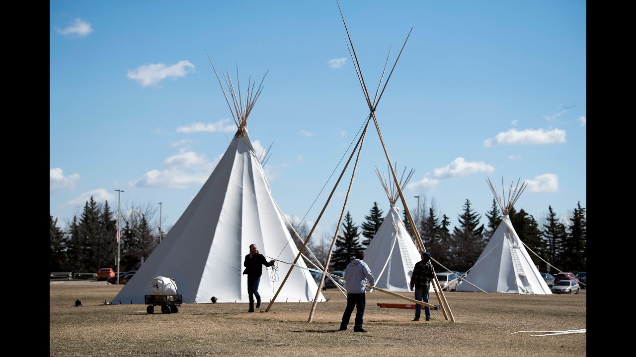 Teepees slashed in front of First Nations University of Canada
