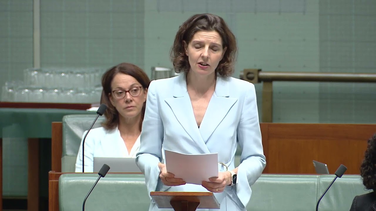 5.2.2025 - Allegra Spender moves a motion condemning antisemitism