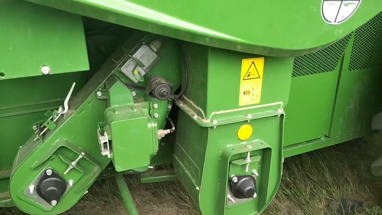 Зерноуборочный комбайн John Deere S770i  экспресс-обзор от Михаила Рудеева