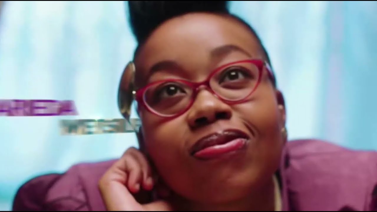uBettina Wethu (2021) Intro | Ugly Betty (Yo soy Betty, la fea) South Africa