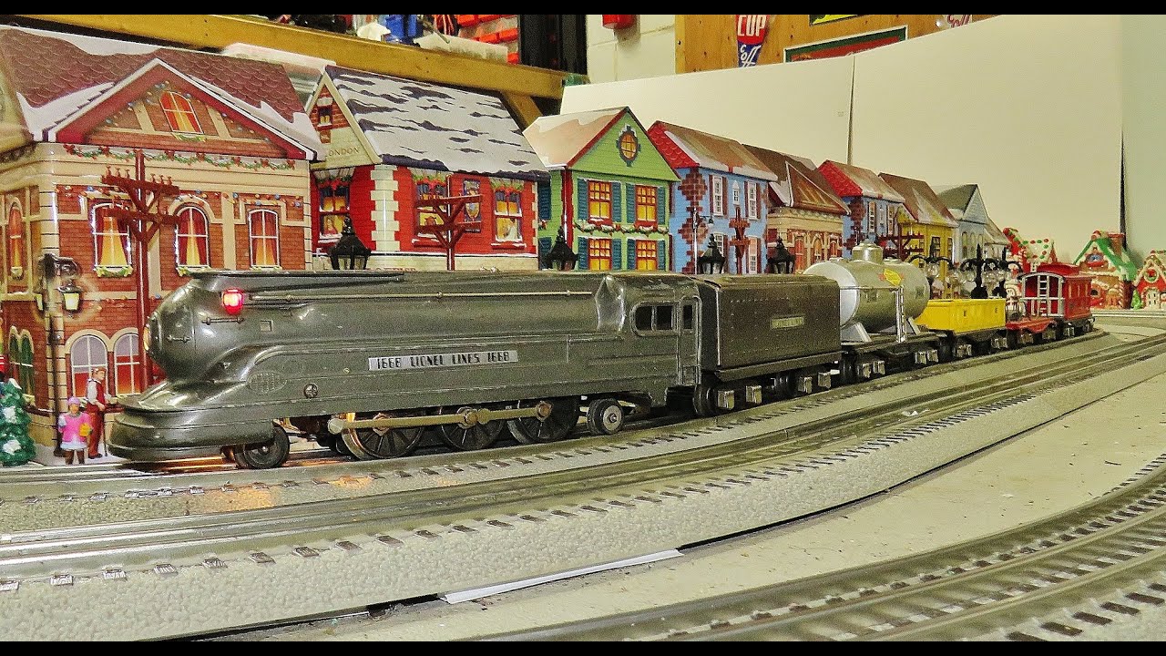 Пароход Lionel 1668E с торпедным аппаратом и свистком.