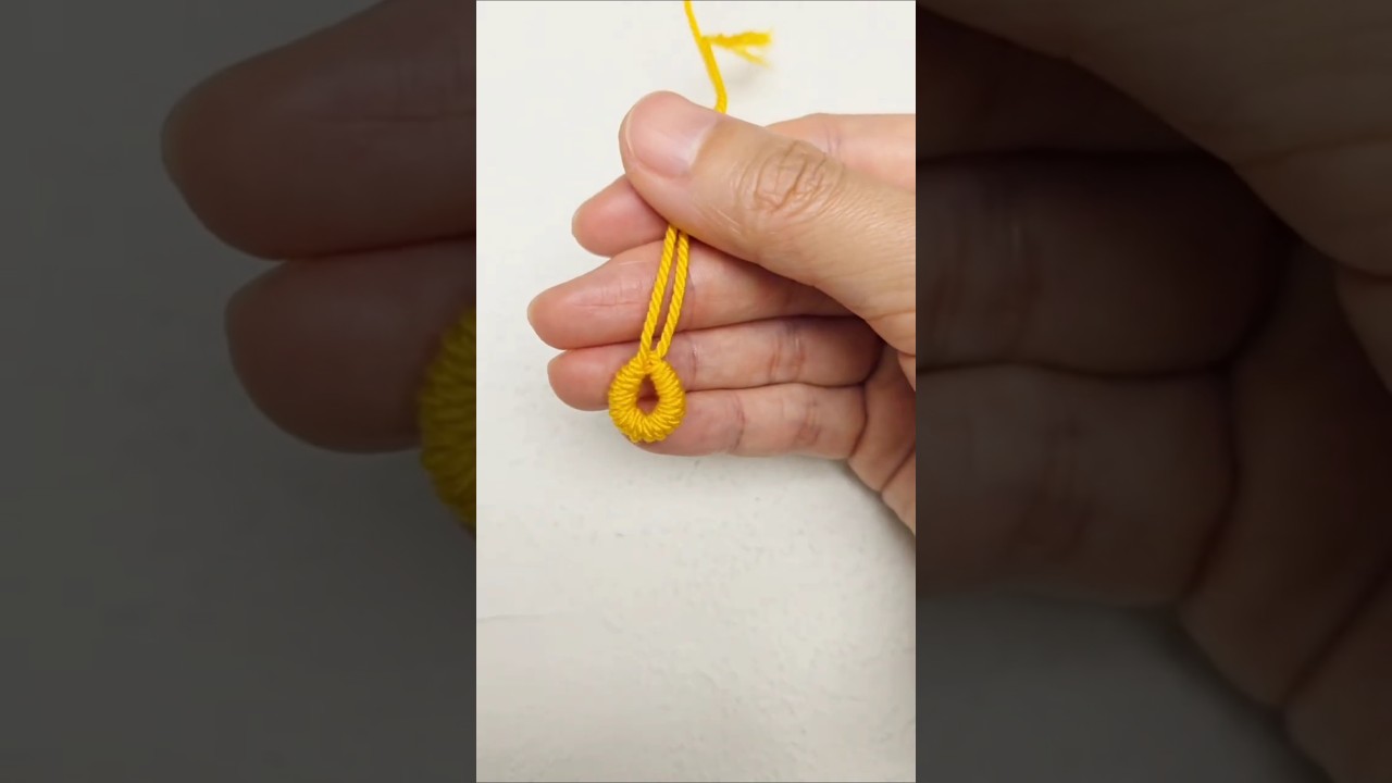 How to Tie a Simple Button Closure | Easy Macrame Bracelet Knot #shortstutorial #macrame#diy #knot