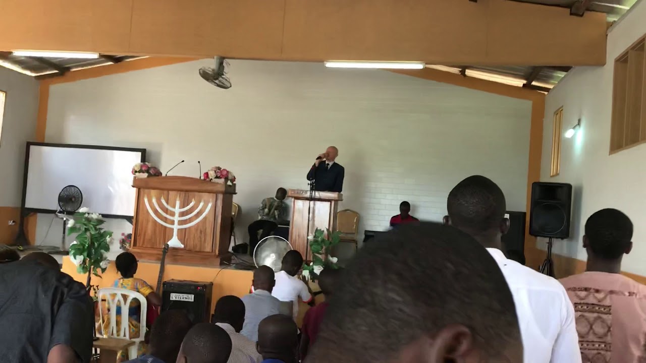 EGLISE DE BONOUA FR&Egrave;RE AYMAR &laquo;&nbsp; DOUMAN YO GNAMIEN LI&Egrave;K&Agrave;&nbsp;&raquo;