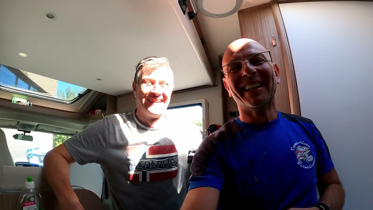 Indipendenza totale con litio. Van Tour di un Super Carado Full Optional