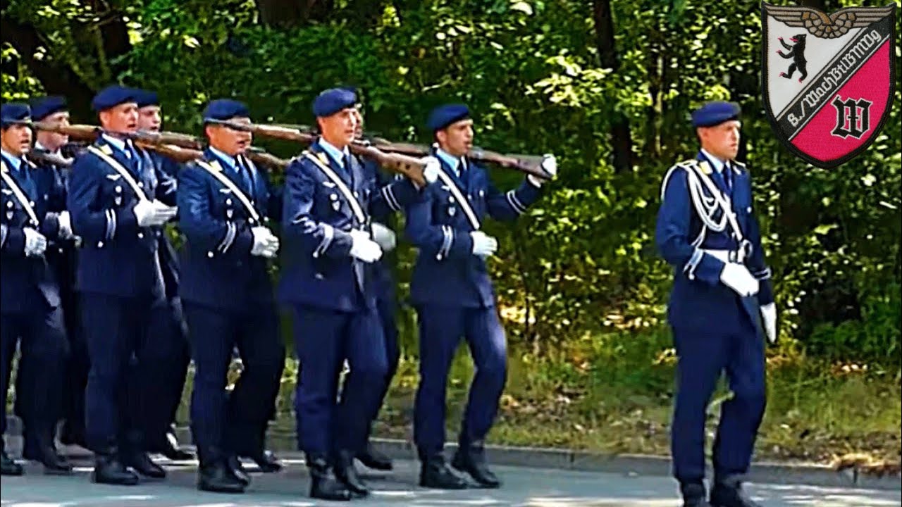Es ist so schön, Soldat zu sein, Rosemarie! 8./Wachbataillon der Bundeswehr singt ein Soldatenlied