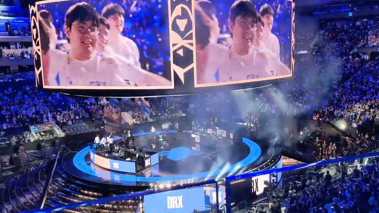 League of Legends 2022 World Finals DRX vs T1 Ending Crowd Reaction