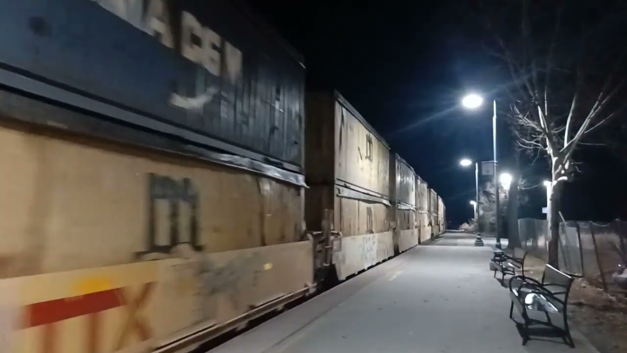 Norfolk Southern 289 Rolls Southbound through Charlottesville, Va. 