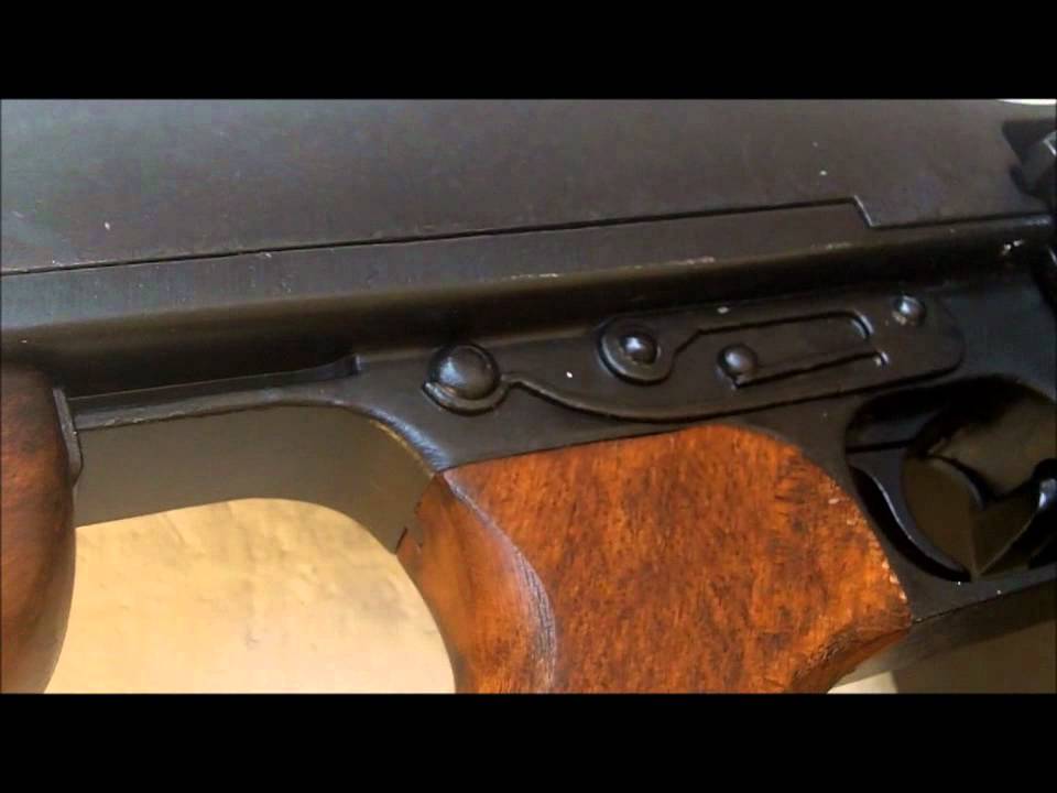 Denix Tommy Gun NonFiring Replica Thompson Gangster Prop Costume Submachine