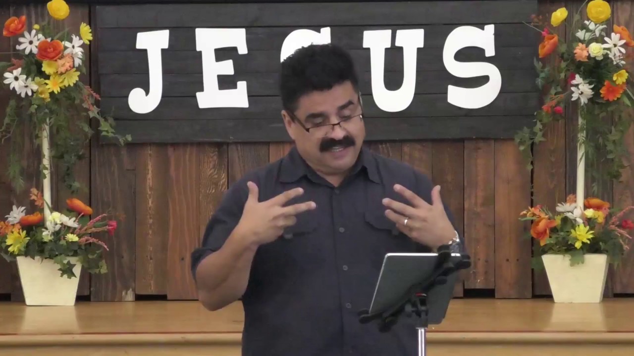Hebreos 1:4-14 