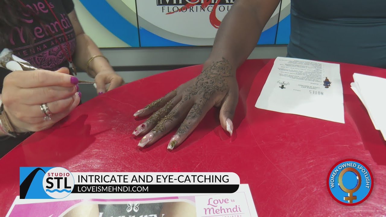Рисунок хной от Love is Mehndi Reveal