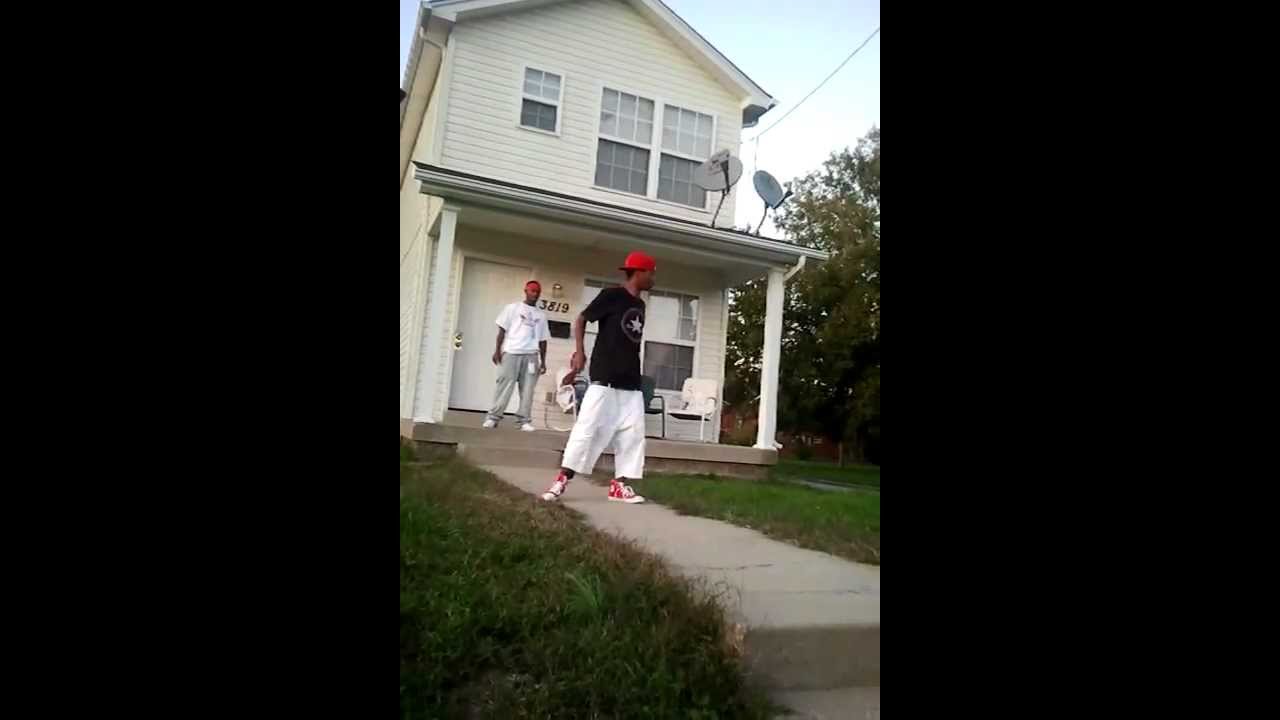 PEAIR ND BENNIE BOPPIN