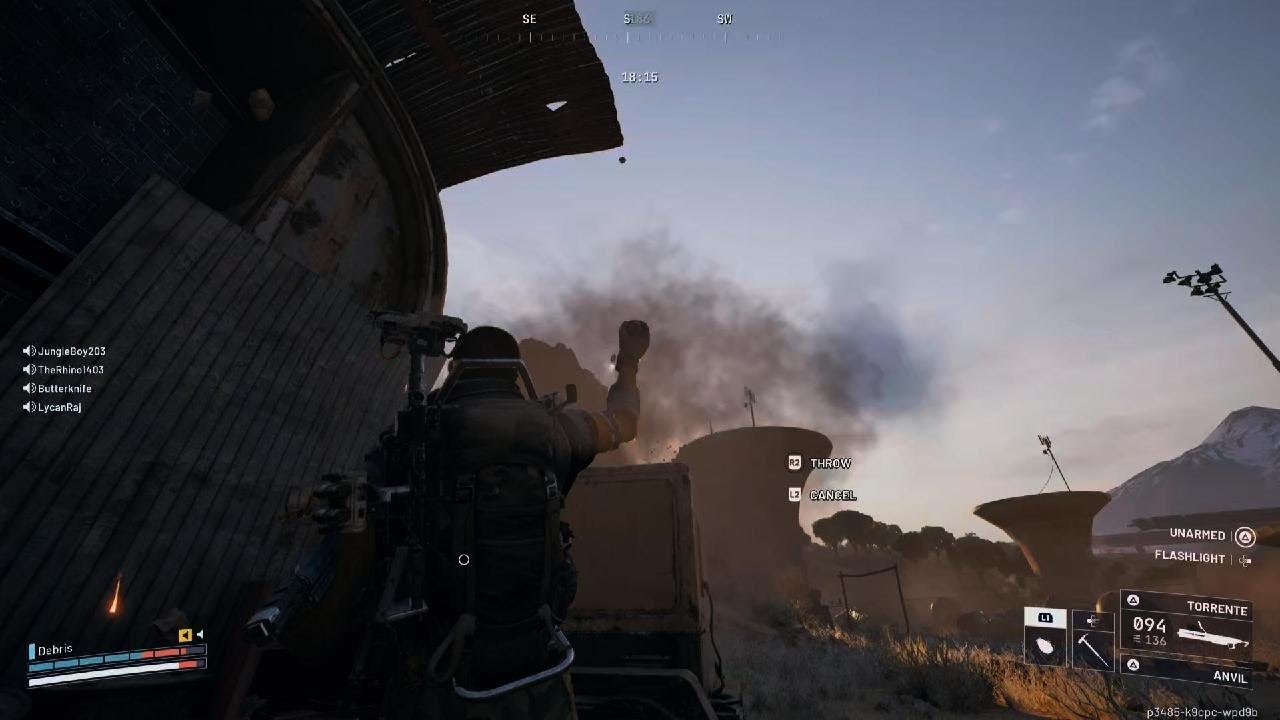 Helping your fellow Raider.