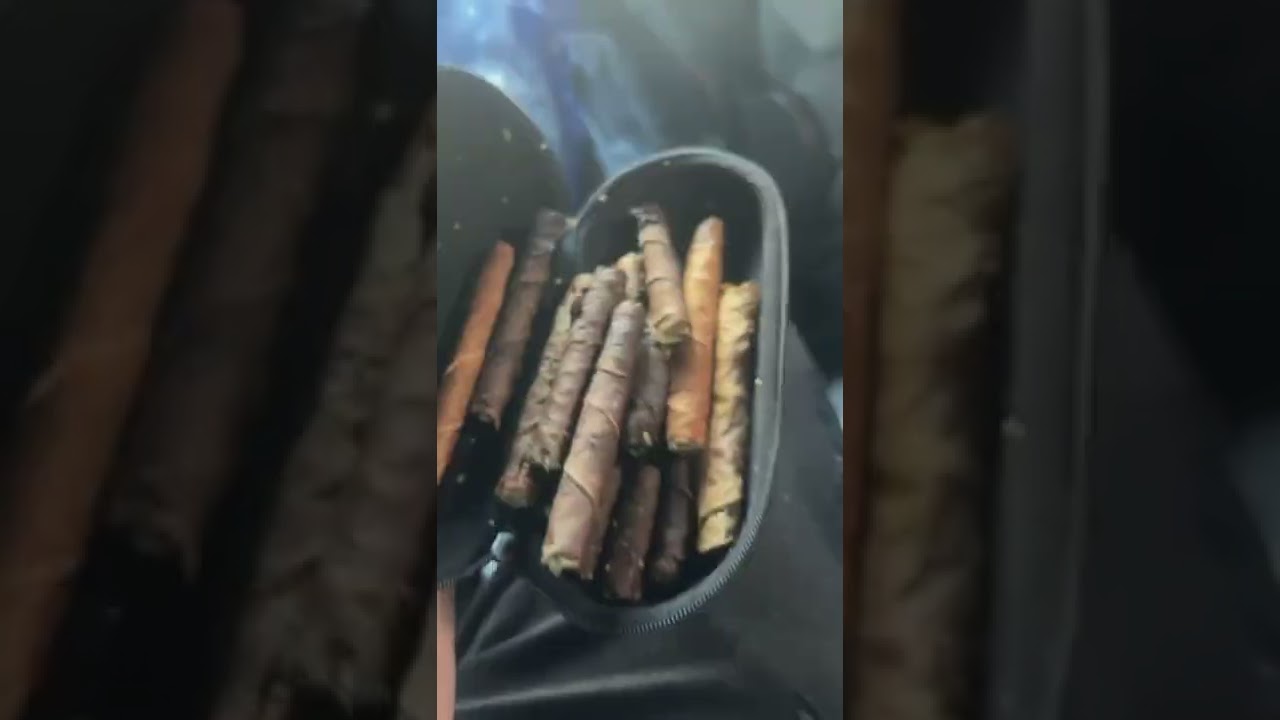 Lil Pump always carries Blunts 😂 🛣 #lilpump #raplane