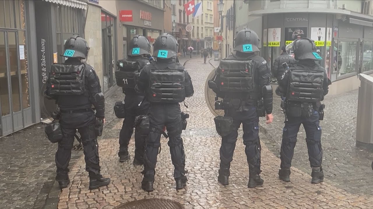 Zürich ZH: Polizei verzeigt Veranstaltungsteilnehmende