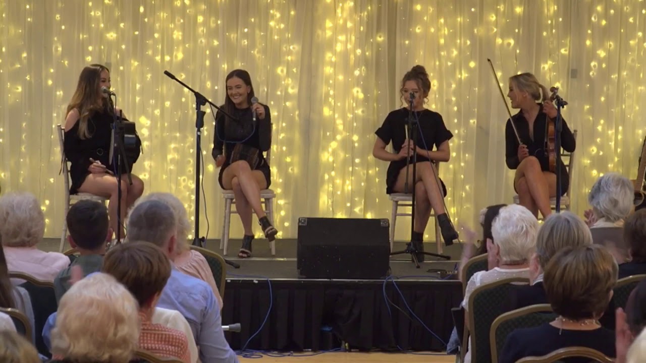 Cailíní Lua | Enchanted Evening Cabaret