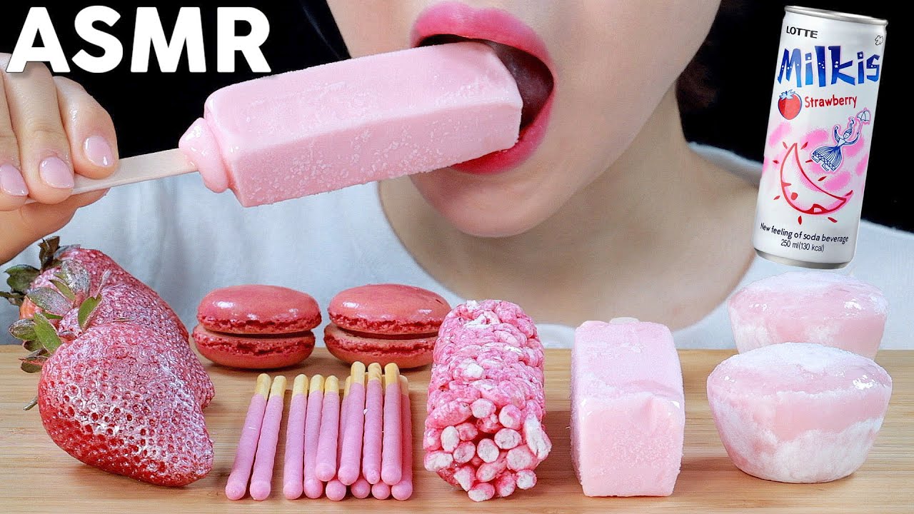ASMR Strawberry Desserts Eating Sounds | 딸기디저트 먹방 | MINEE EATS